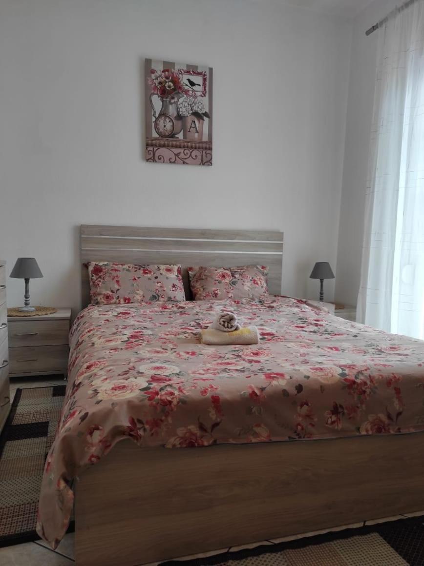 S.T Family Apartement กาลัมปากา ภายนอก รูปภาพ